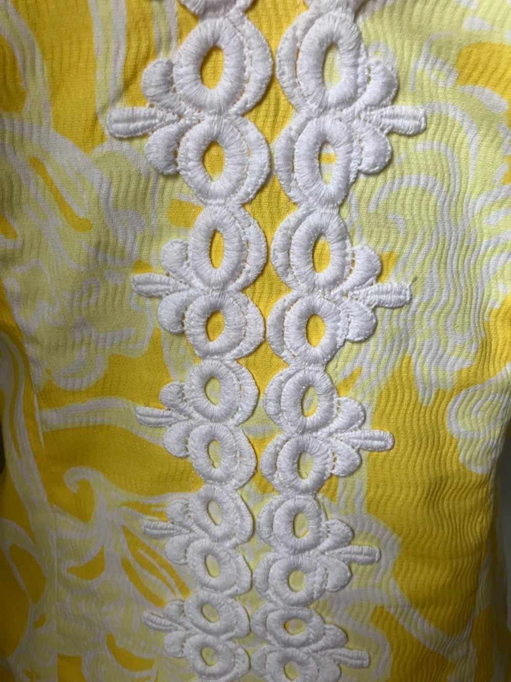 Lilly Pulitzer yellow and white floral embellished cotton Magnolia summer top 10 - Picture 4 of 14